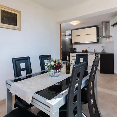Willa With Private Pool Terrace And Garden *
