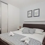 With Private Pool Terrace And Garden Villa *